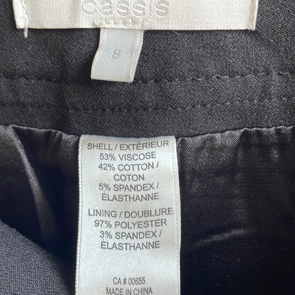 Black pencil skirt with side zip & back slit - Picture 2 of 9